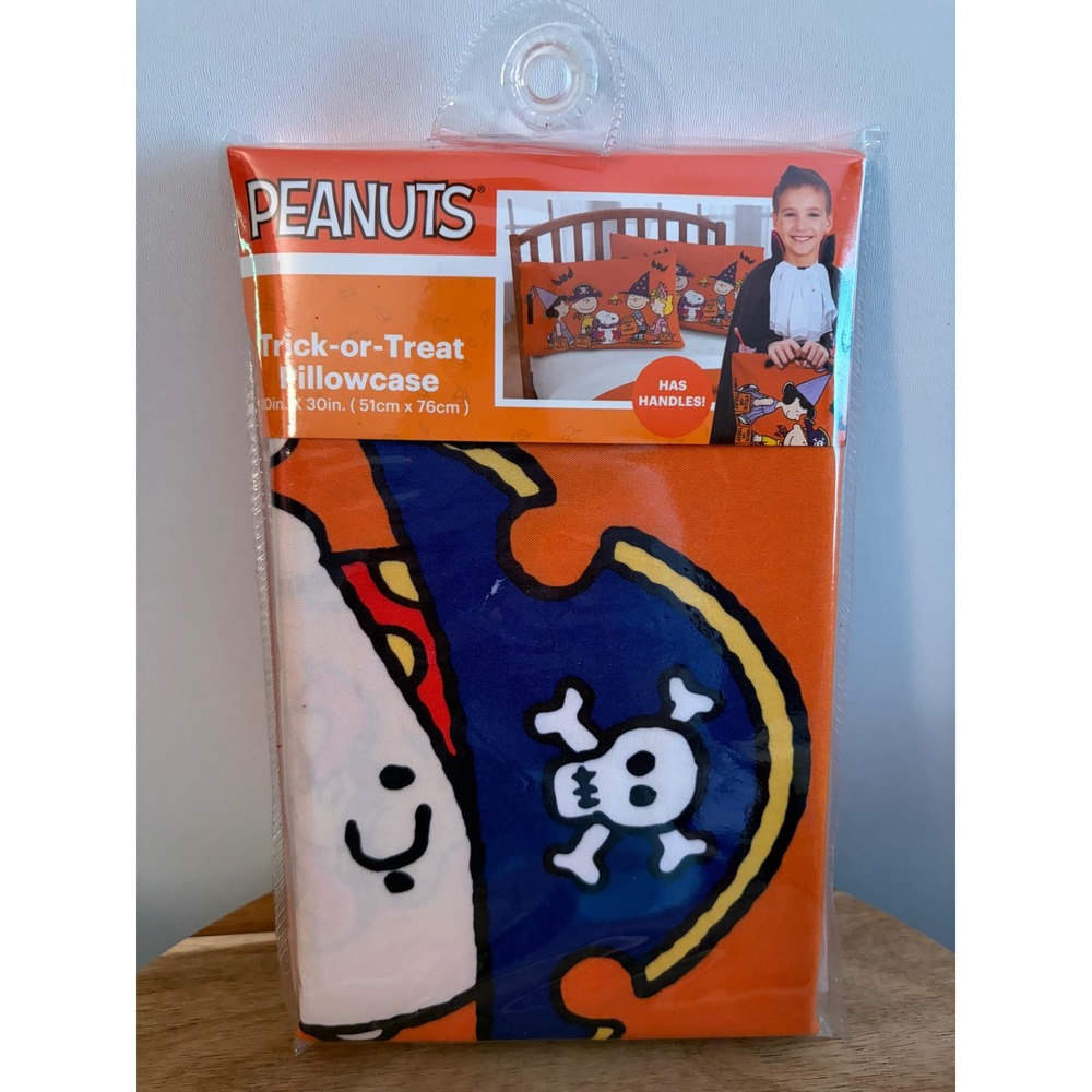 Jay Franco Snoopy Peanuts Trick or Treat Halloween Pillowcase Bag Sack Handles